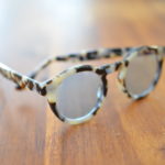 modèle Une waiting for the sun