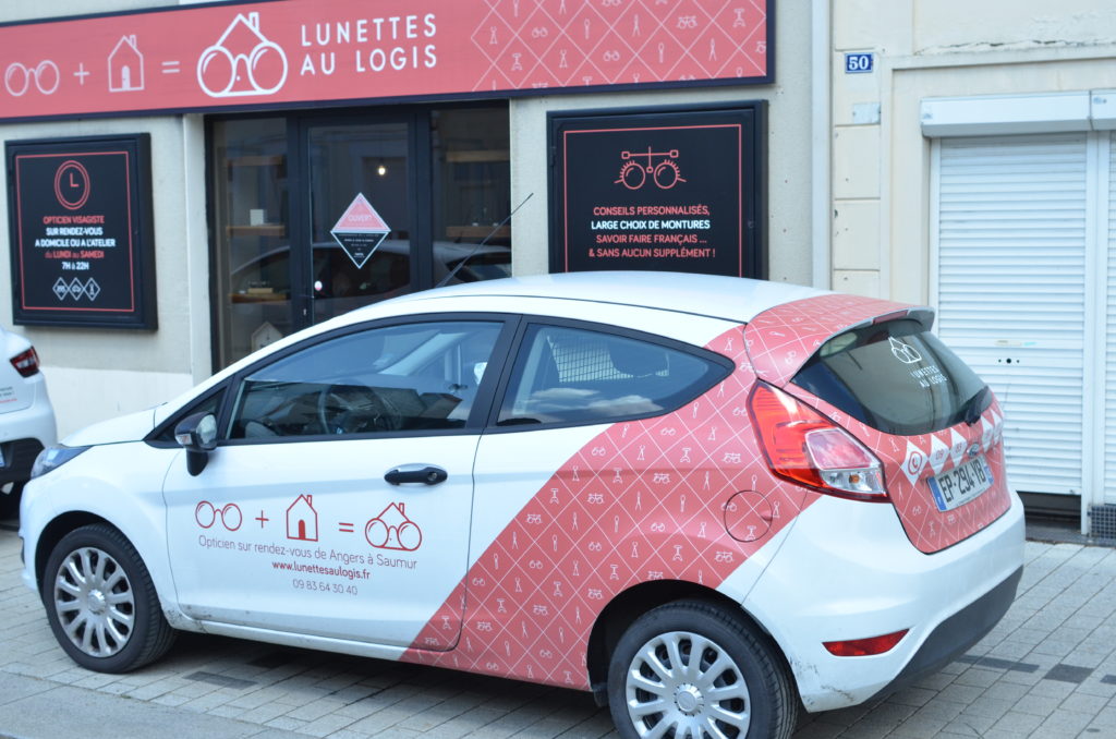 Voiture pour opticien à domicile angers 